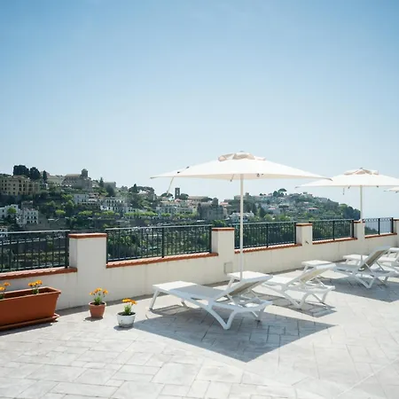 Guesthouse With Suites On The Amalfi Coast - Residence Villa Ruocco Near Amalfi - 300Sqm Open Terrace Near Ravello - Breathtaking View-3