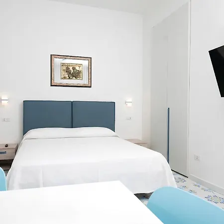 Guesthouse With Suites On The Amalfi Coast - Residence Villa Ruocco Near Amalfi - 300Sqm Open Terrace Near Ravello - Breathtaking View-2